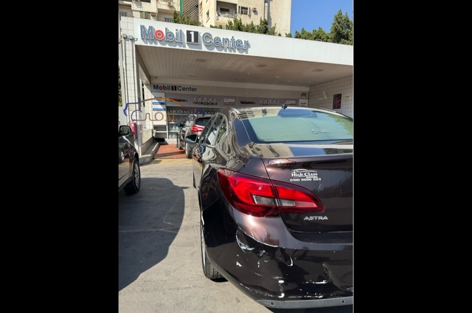 Astra Opel Nasr city Mocha 6758656 Car for sale Hatla2ee