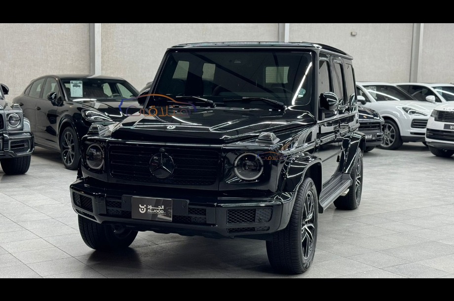 C Class Mercedes 2024 Dubai Black 6761816 Car for sale Hatla2ee