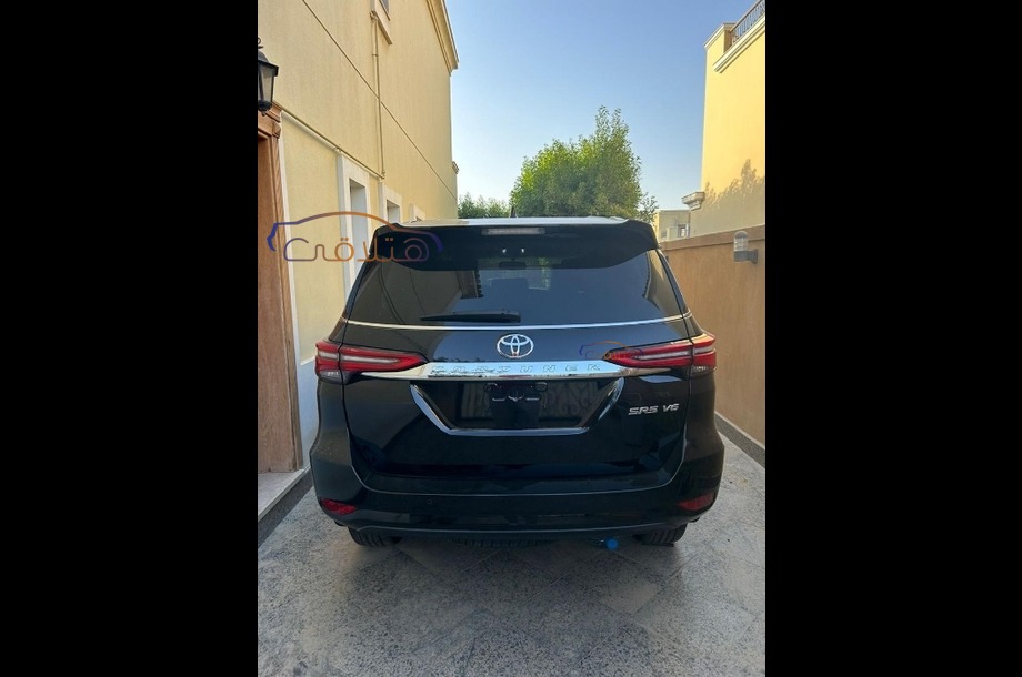 Fortuner Toyota 2023 Tagamo3 New Cairo Black 6761860 Car for sale