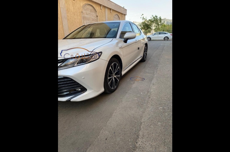 Camry Toyota 2020 Riyadh White 6769306 Car for sale Hatla2ee