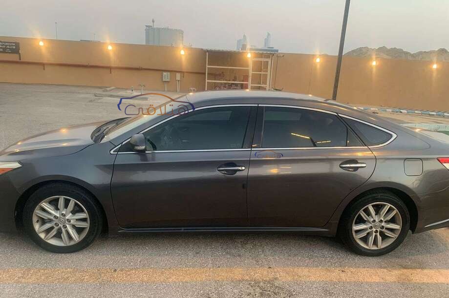 Avalon Toyota 2015 Al Khobar Silver 6771410 Car for sale Hatla2ee