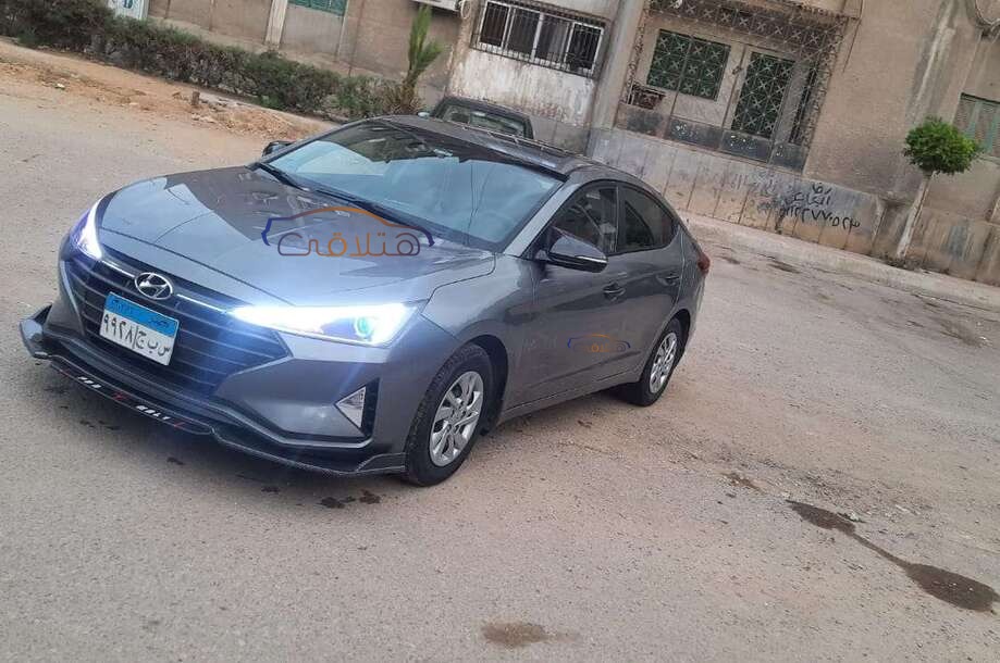Elantra AD Hyundai 2019 Nasr city Silver 6771442 Car for sale Hatla2ee