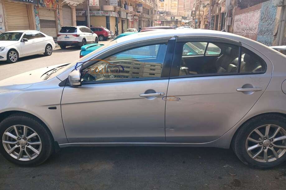 Lancer EX Shark Mitsubishi 2016 Damanhur Champagne 6796082 Car for