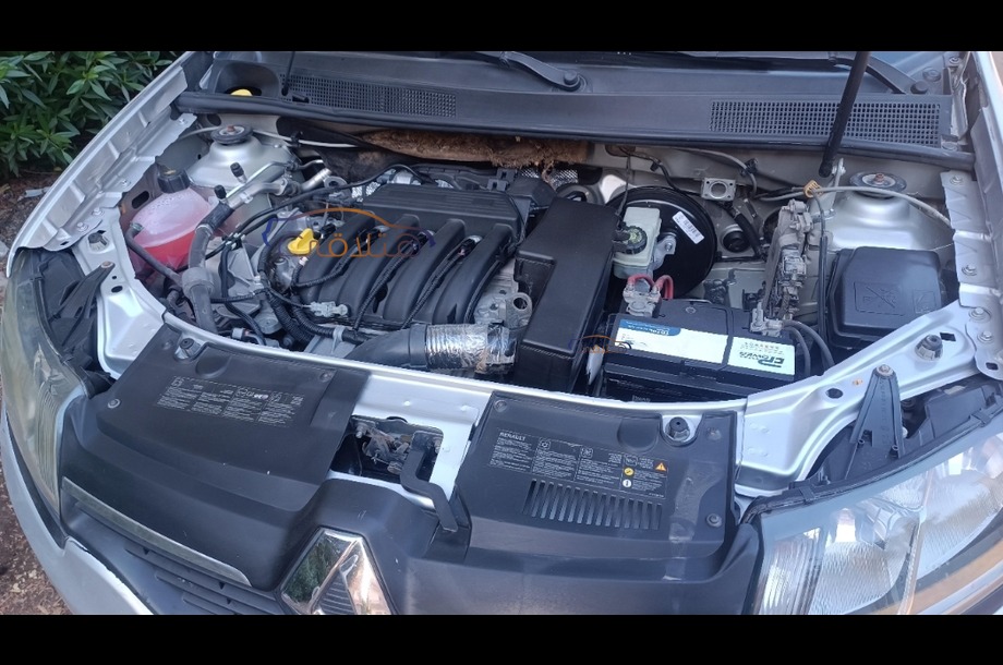 Logan Renault Silver