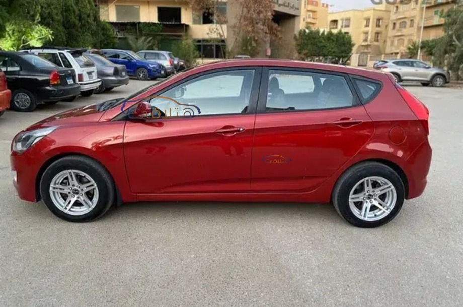 Solaris Hyundai 2016 6 October Red 6873731 - Car for sale : Hatla2ee