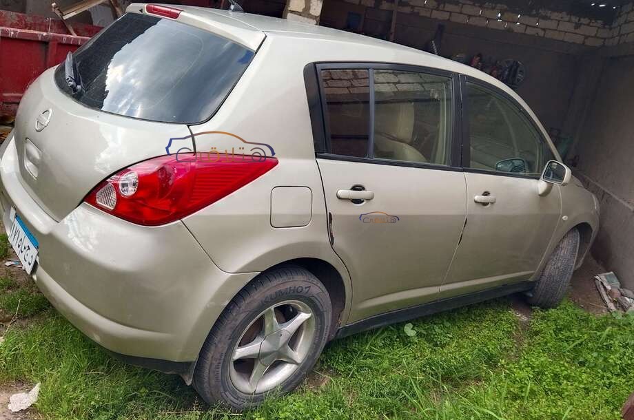 Tiida 2008 Rear Tiida Nissan 2008 Kafr el-Sheikh Gold 6903398 - Car for sale : Hatla2ee
