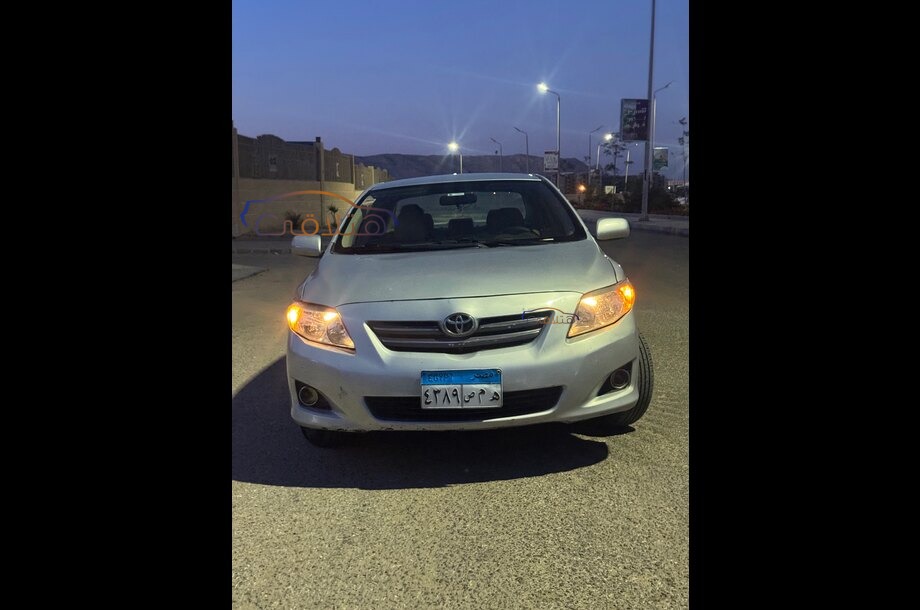 Toyota Corolla Silver 2008: Sebuah Ikon Keandalan yang Tak Lekang Oleh Waktu