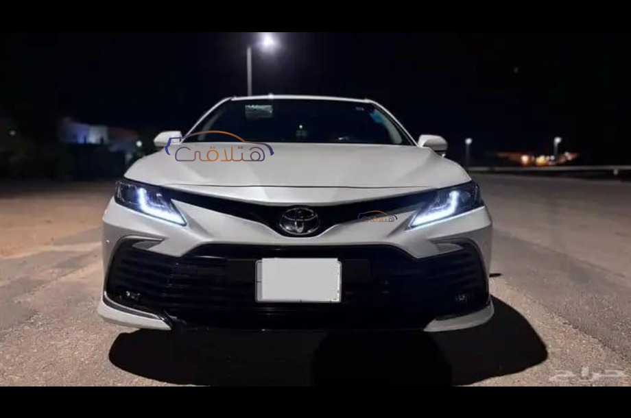 Camry Toyota White