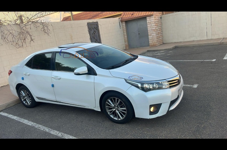 Corolla Toyota White