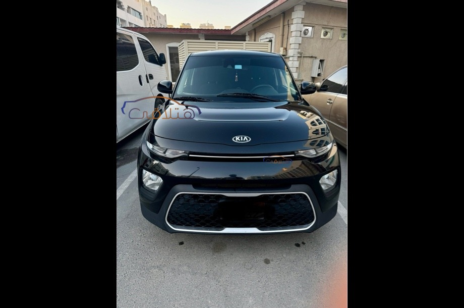 Soul Kia أسود