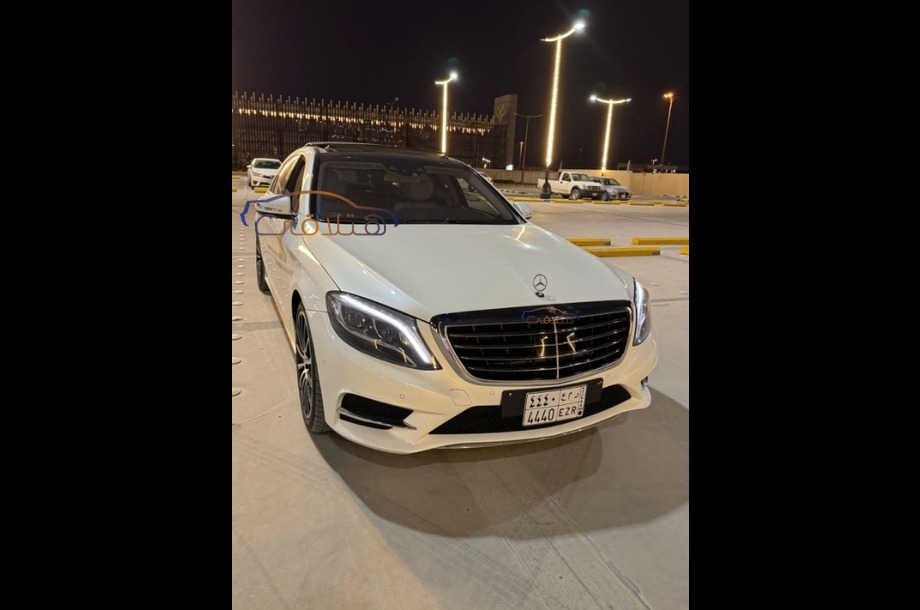 Maybach S500 Mercedes White