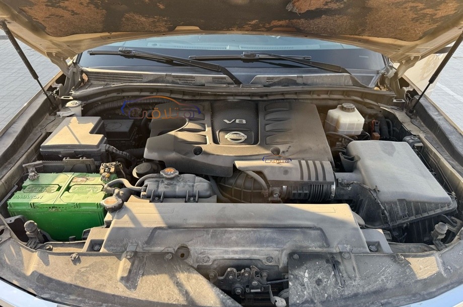 Patrol Nissan Beige