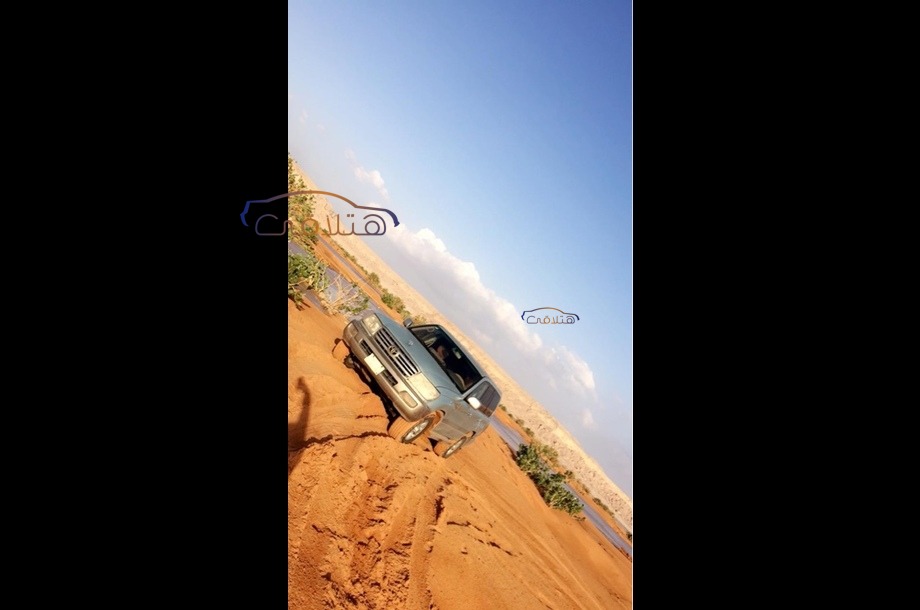 Land Cruiser Toyota Cyan
