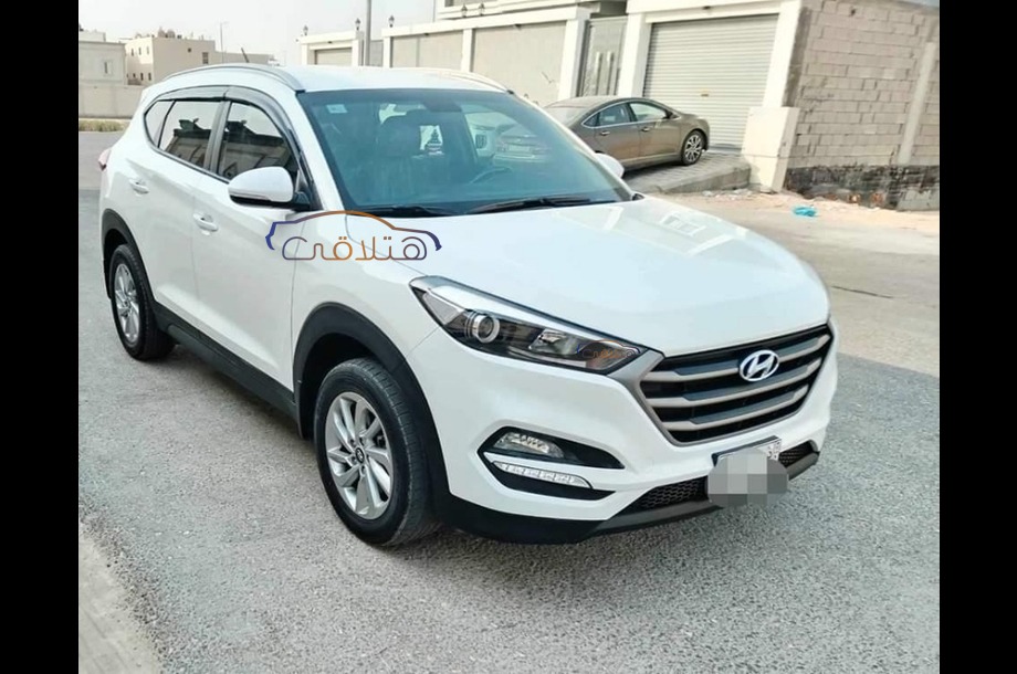 Tucson Hyundai White