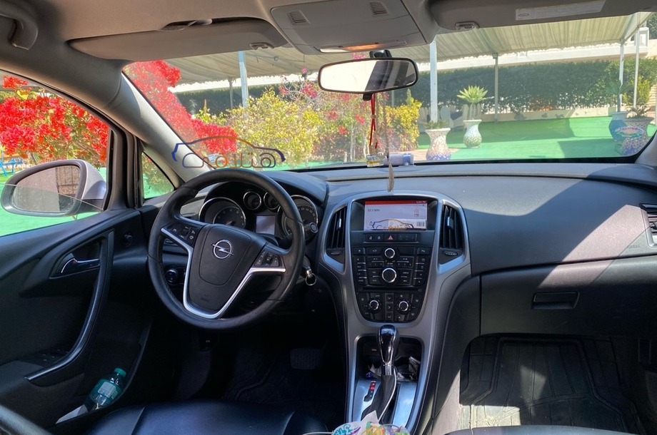 Astra Opel 2005 Maadi Silver 6752470 - Car For Sale : Hatla2ee