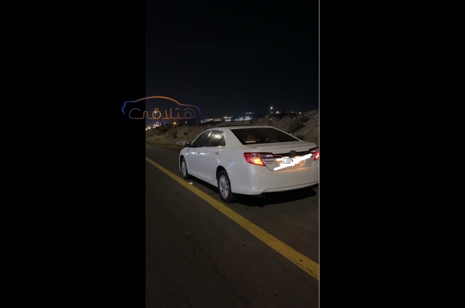 Camry Toyota White