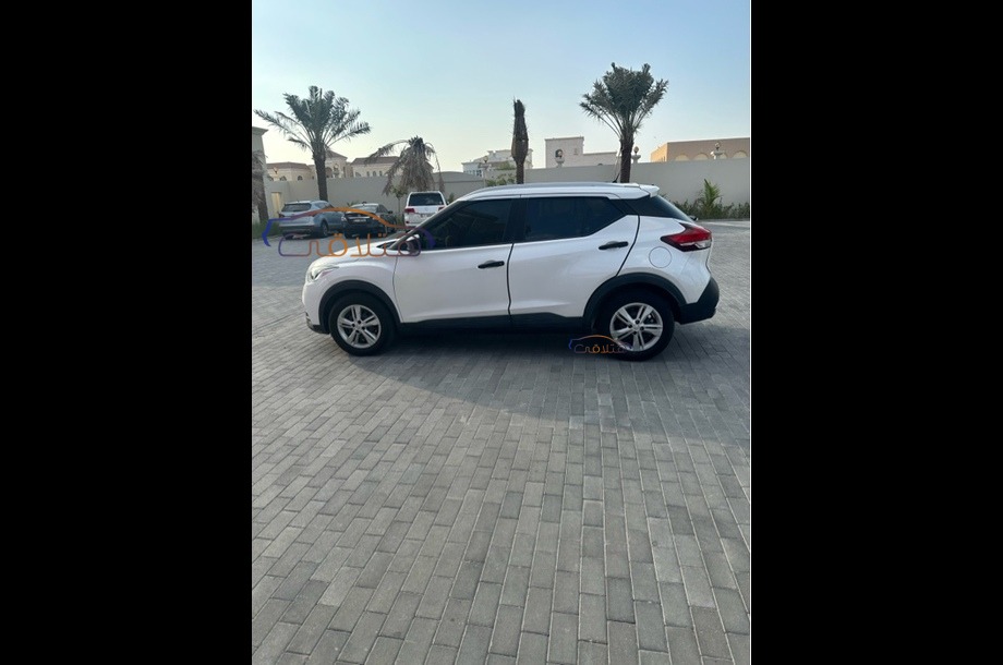 Kicks Nissan أبيض