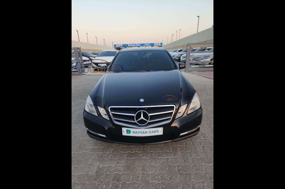 200 Mercedes أسود