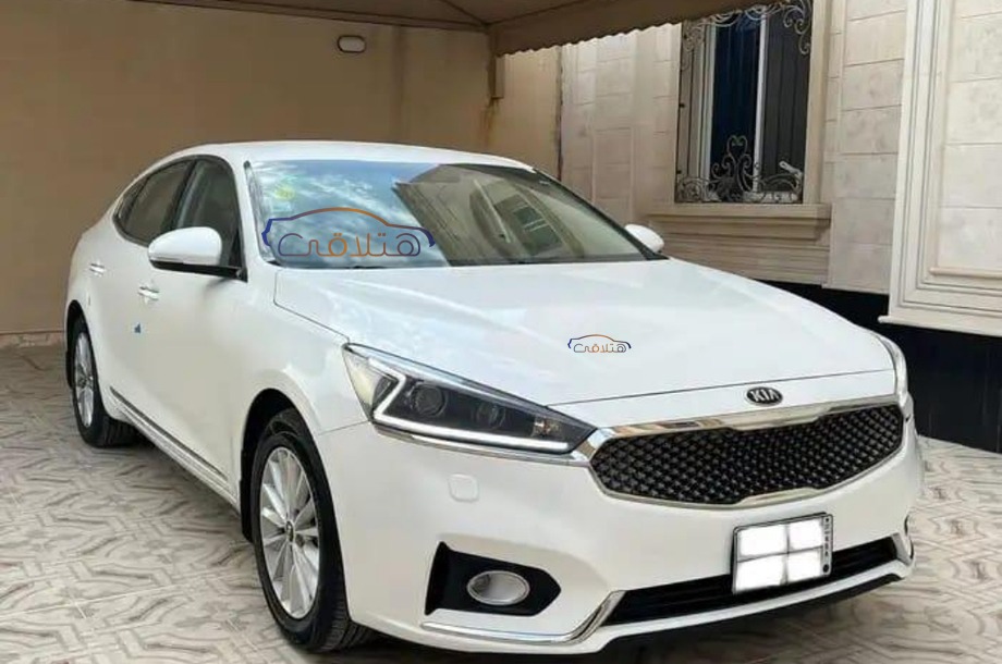 Carens Kia White