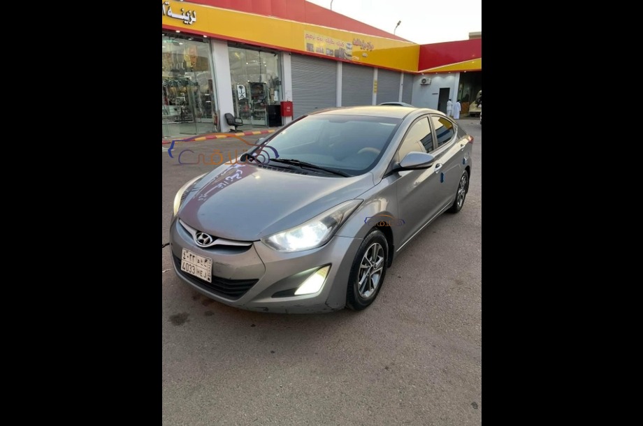 Elantra Hyundai Gray