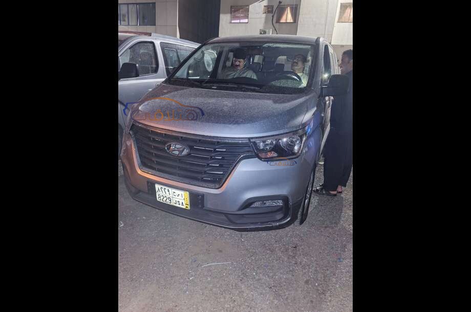 H1 Hyundai Silver