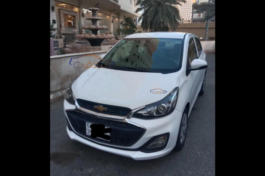 Spark Chevrolet أبيض