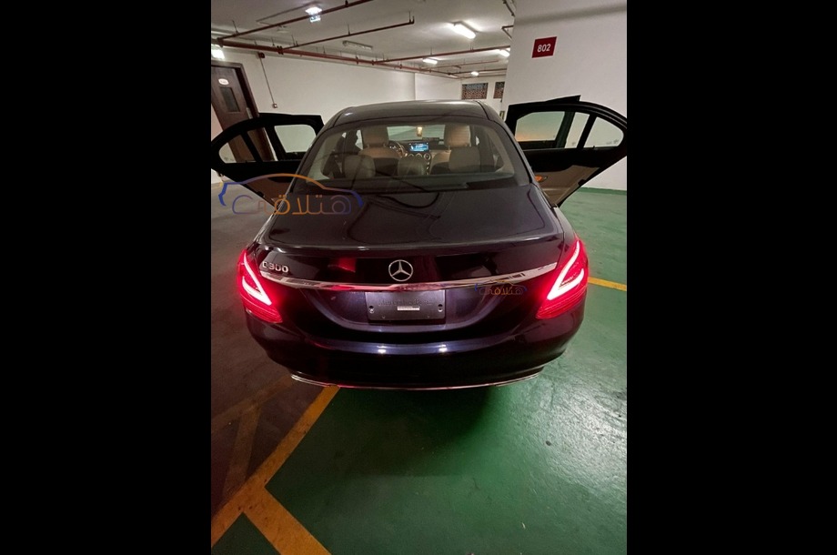 C 300 Mercedes Dark blue