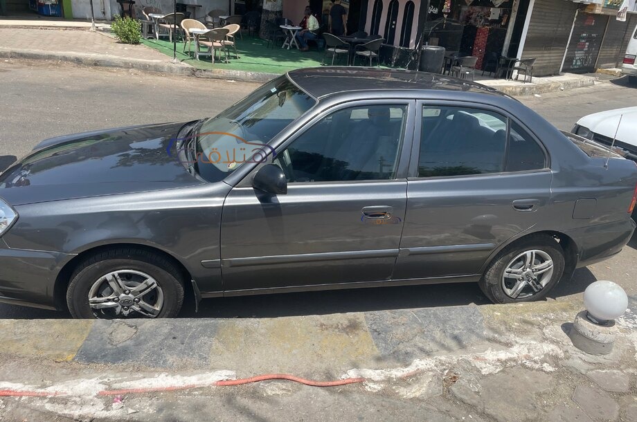 Verna Hyundai بترولي