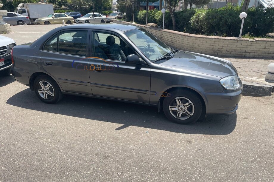 Verna Hyundai بترولي