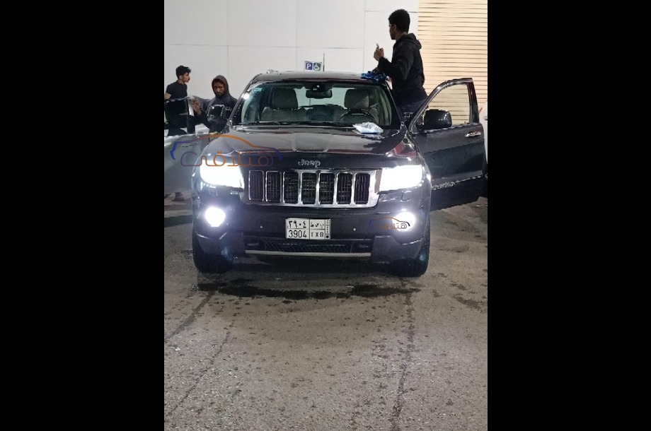 Grand Cherokee Jeep Petroleum