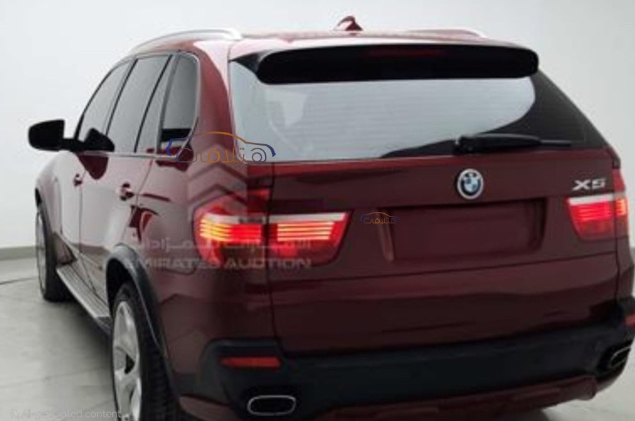 X5 BMW احمر