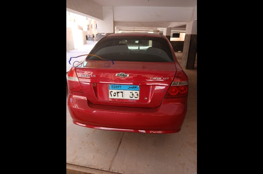 Aveo Chevrolet احمر