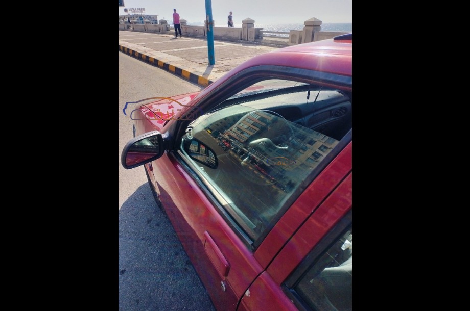 Rainbow Renault احمر