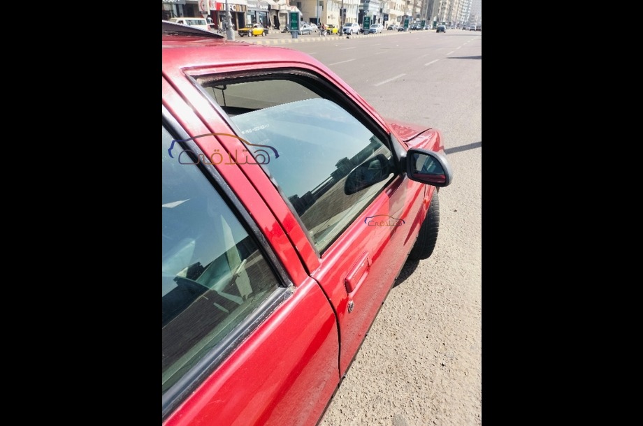 Rainbow Renault احمر