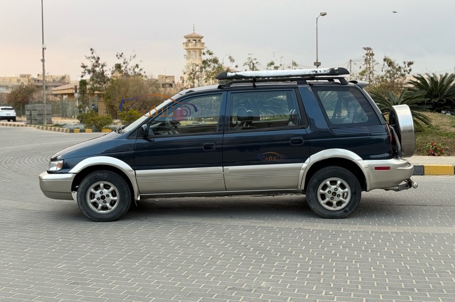 Santamo Hyundai الأزرق الداكن