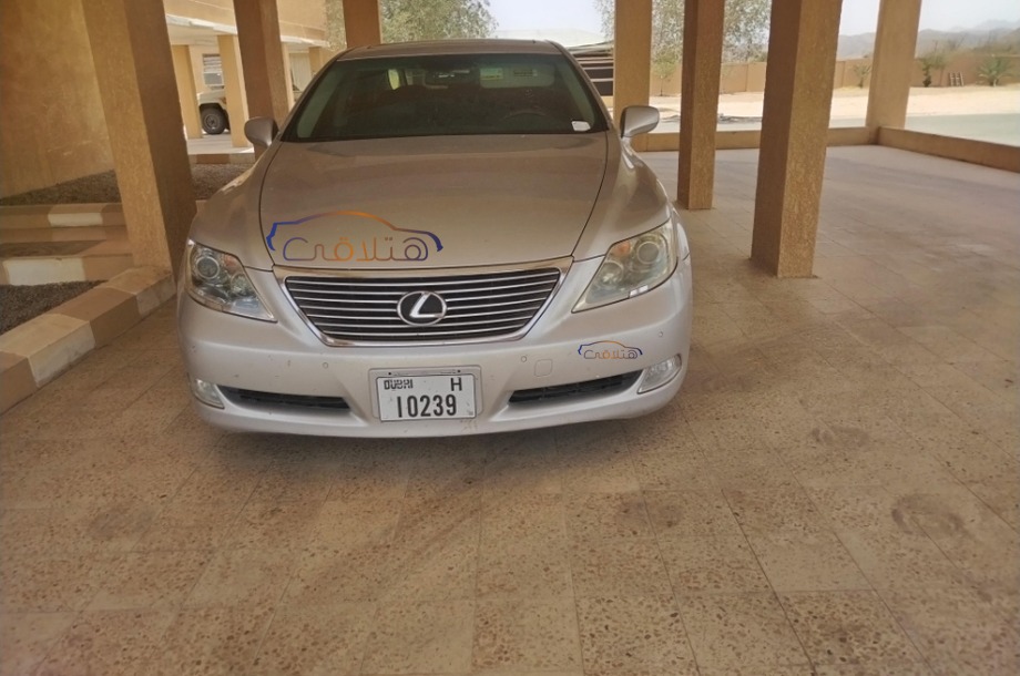 Ls Lexus فضي