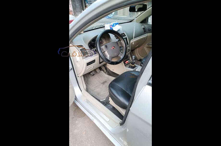 Emgrand 7 Geely فضي