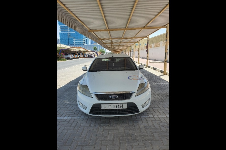Mondeo Ford White