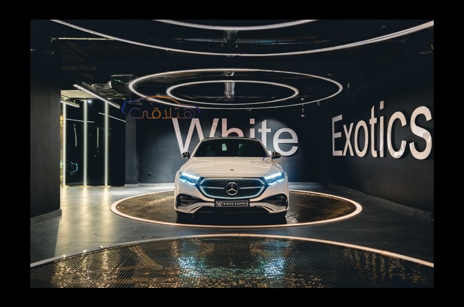 E 200 Mercedes أبيض