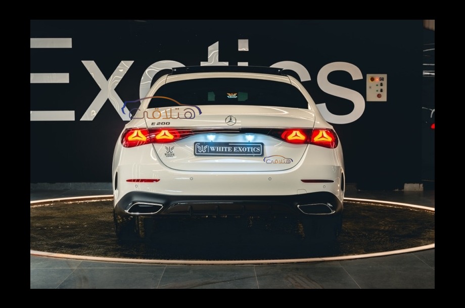 E 200 Mercedes أبيض