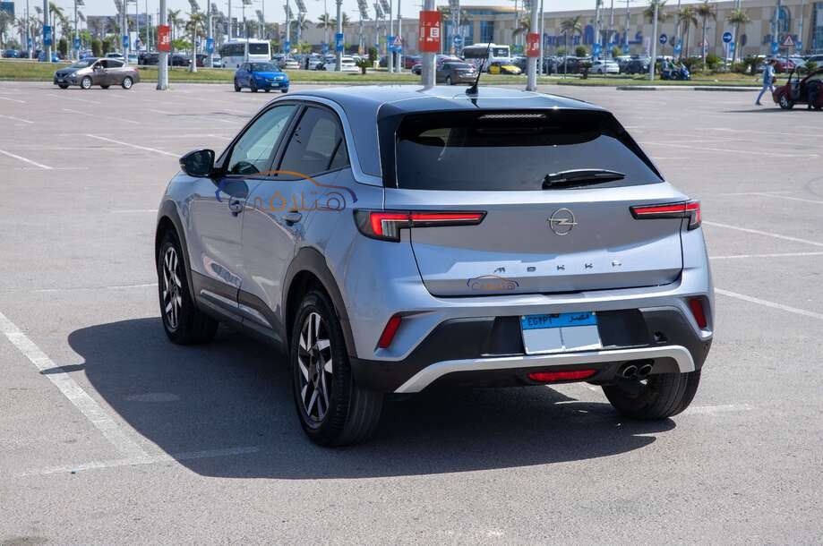 Mokka Opel فضي