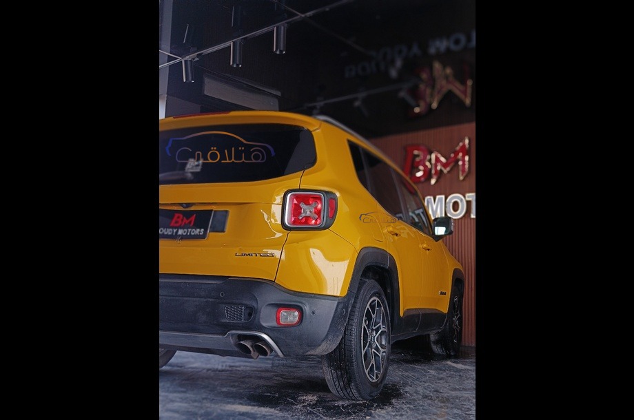 Renegade Jeep اصفر