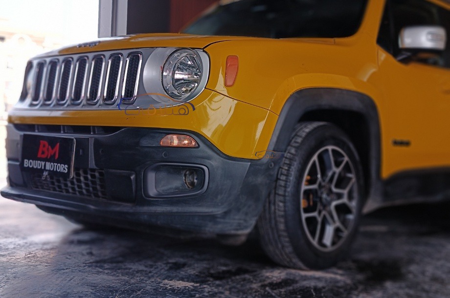 Renegade Jeep اصفر
