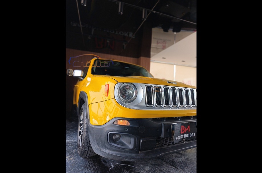 Renegade Jeep اصفر