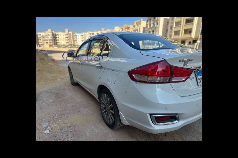 Ciaz Suzuki White