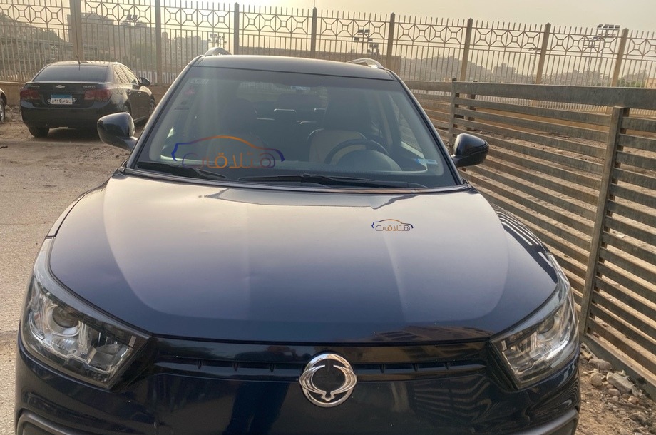 Tivoli XLV Ssang Yong Dark blue