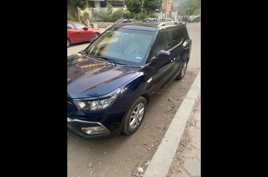 Tivoli XLV Ssang Yong Dark blue