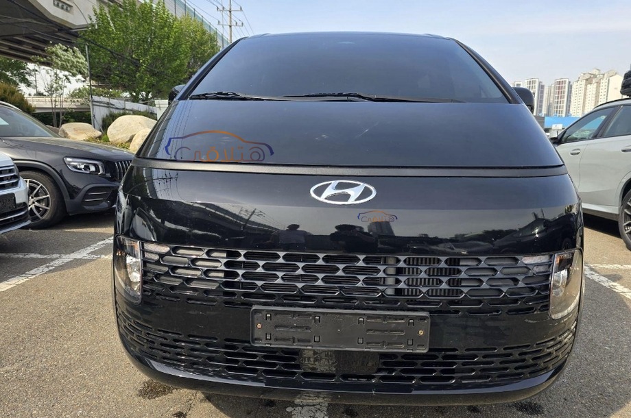 Staria Hyundai Black