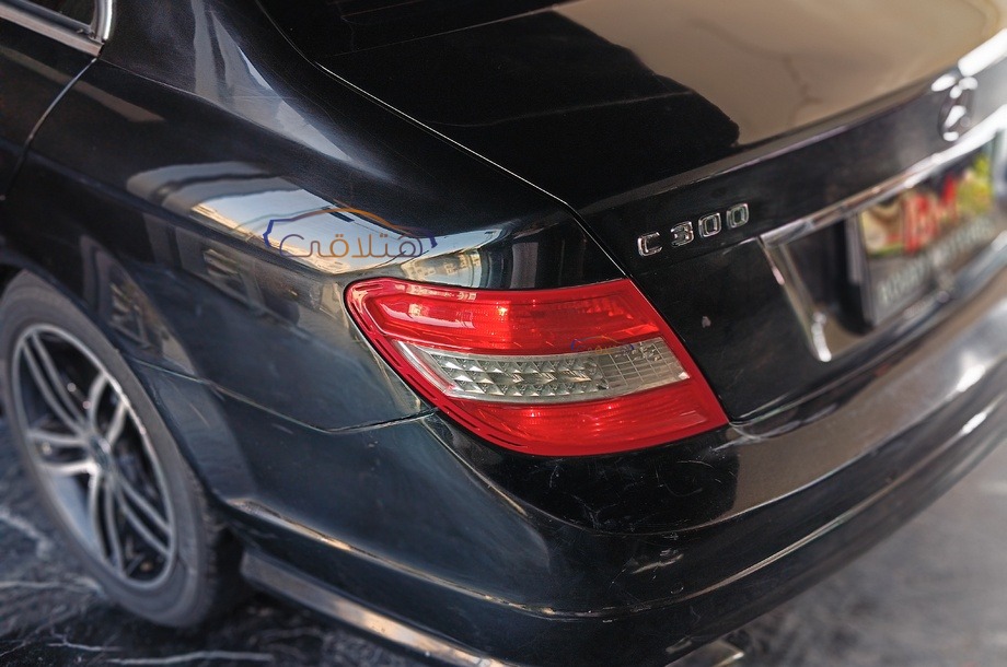 C 300 Mercedes Black