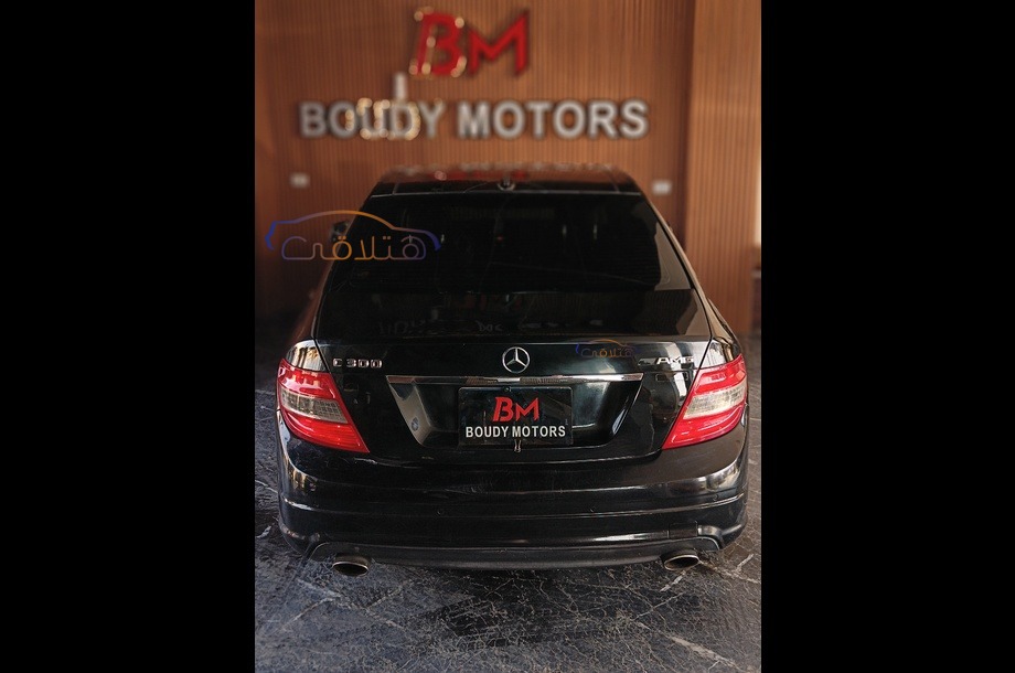 C 300 Mercedes Black